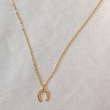Load image into Gallery viewer, Gold Horseshoe Necklace