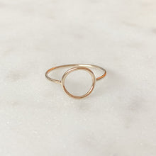 Load image into Gallery viewer, Fine circle ring