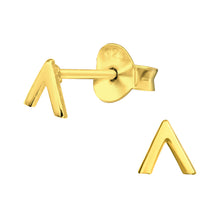 Load image into Gallery viewer, Fine Gold Arrow Stud Earrings