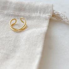 Load image into Gallery viewer, Infinite gold ear cuff

