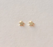 Load image into Gallery viewer, mini star gold studs
